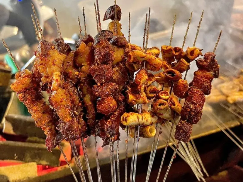 Thịt nướng Đông Bắc - Món ăn đường phố phổ biến ở Hắc Long Giang