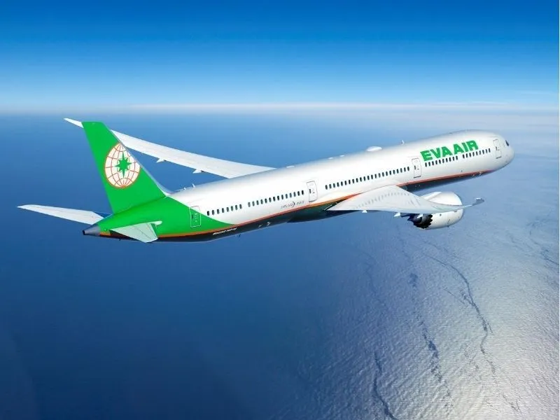 Chi phí đổi vé máy bay EVA Air