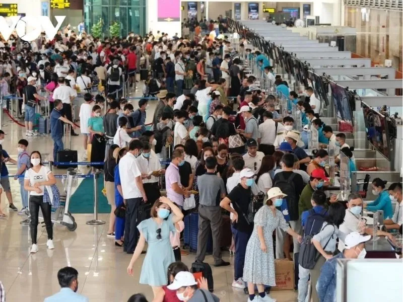 Tránh mua vào phút trót gần sát giờ bay
