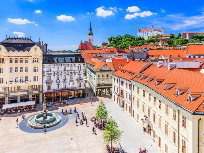Kinh Nghiệm Xin Visa Slovakia Mới Nhất | Hướng Dẫn Từ A–Z