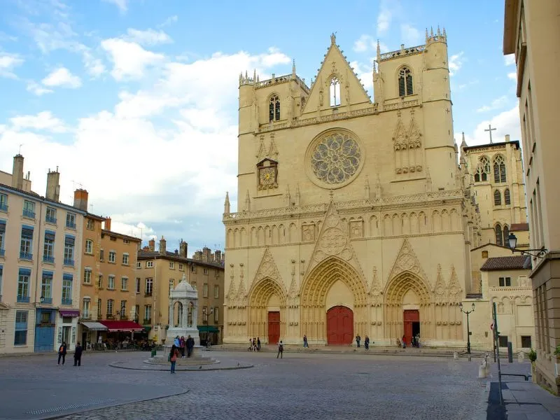 Nhà thờ Lyon (Saint-Jean)