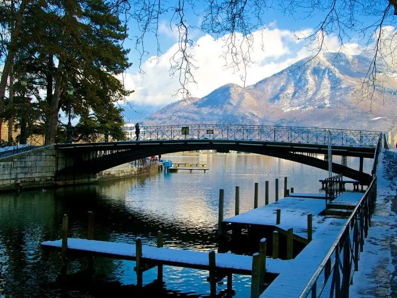 Cầu tình yêu Pont des Amours