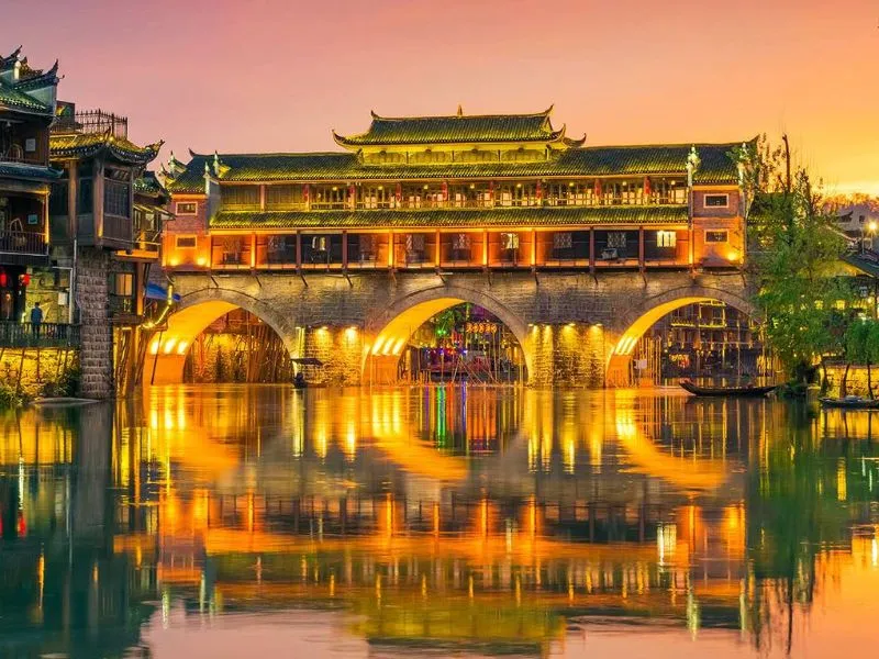  Cầu Hồng Kiều