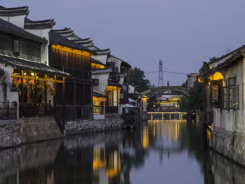 Long Tuyền
