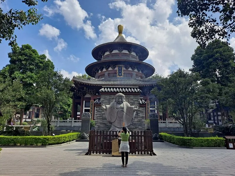 Miếu quan âm tại Thanh Tú Sơn