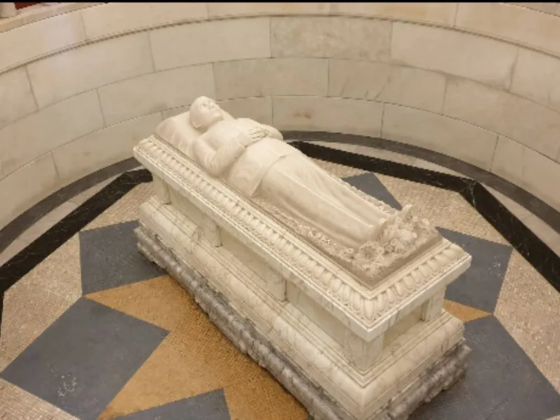 Thi hài Tôn Trung Sơn