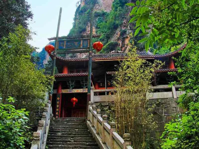 Đền Bảo Phong