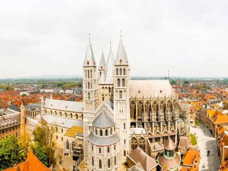 Tournai mang vẻ đẹp quanh năm
