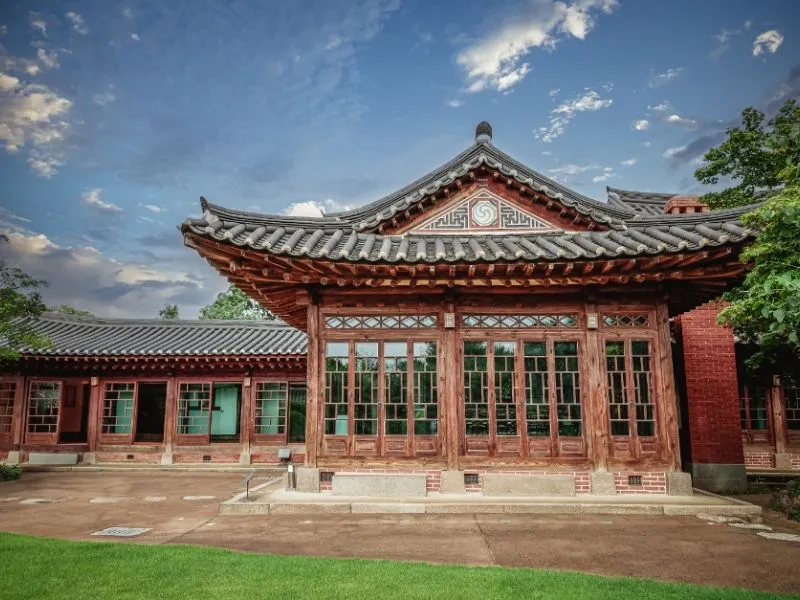 Nhà của Baek Inje với vẻ đẹp kiến trúc hanok cổ điển
