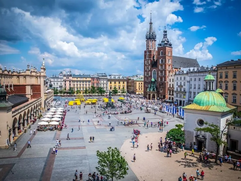 Quảng trường trung tâm tại Krakow