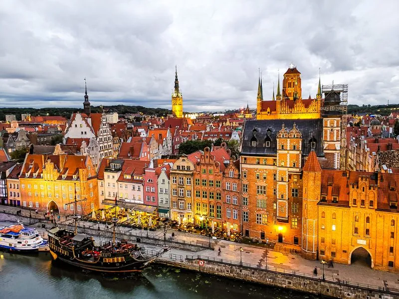 Thành phố Gdansk với kiến trúc đẹp như tranh vẽ