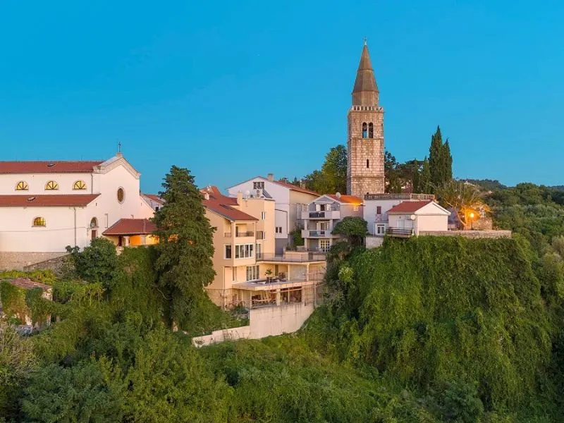Thị trấn trên đảo Krk - du lịch Croatia