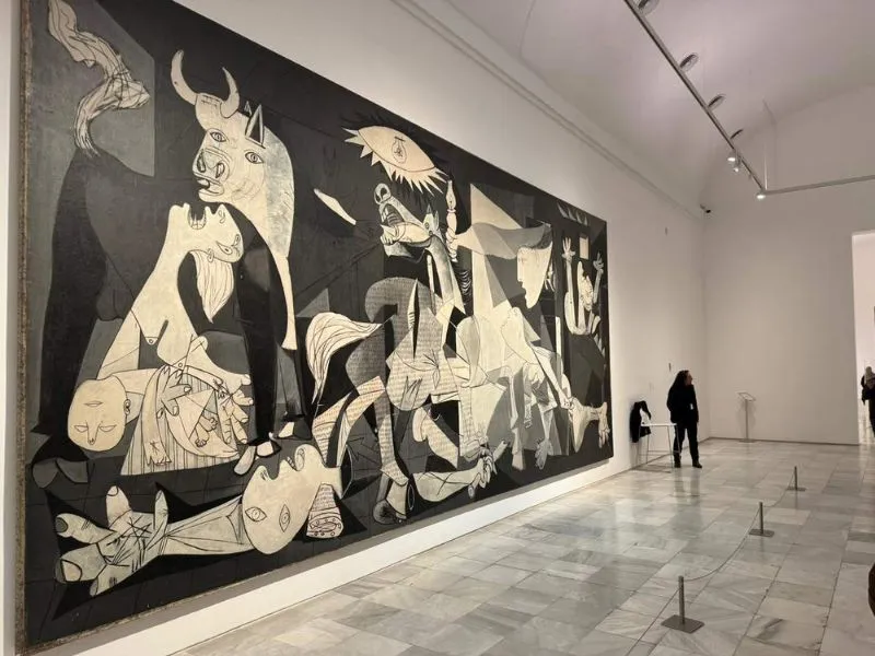Bảo tàng Reina Sofia