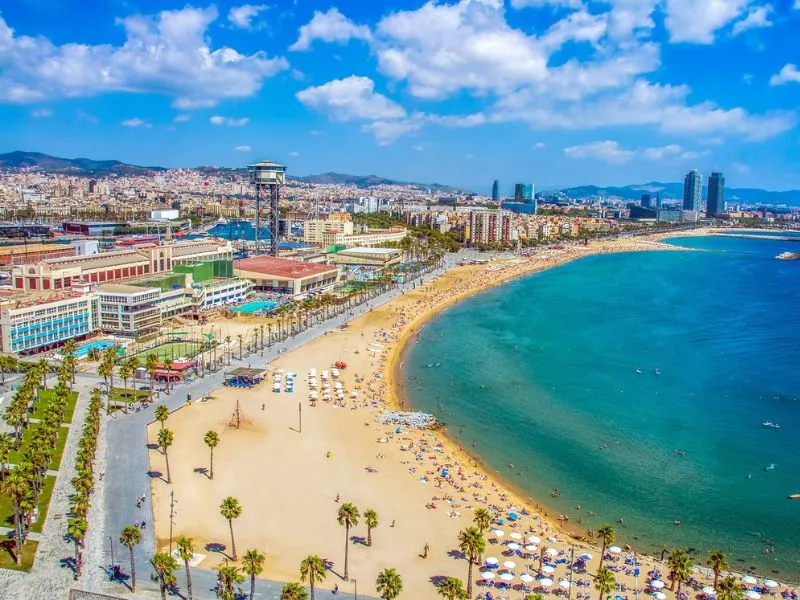 Bãi biển Playa de la Barceloneta