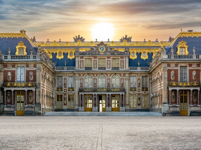 Cung điện Versailles tại Paris Pháp
