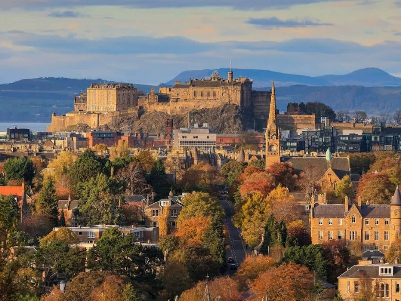 Edinburgh vào mùa thu
