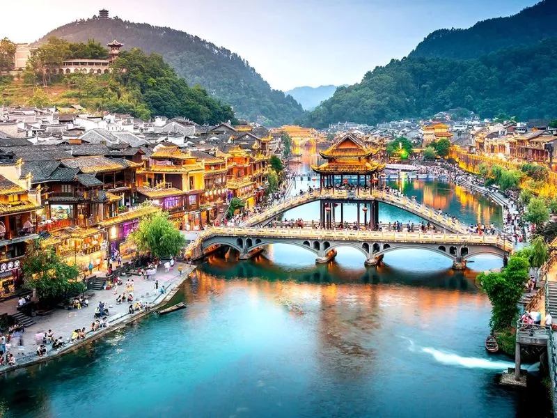 Trung Quốc - Quốc gia nổi bật trong tour châu Á