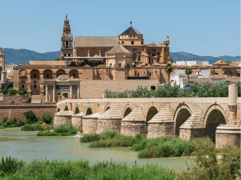 Vẻ đẹp cổ kính của Cordoba (ảnh sưu tầm)