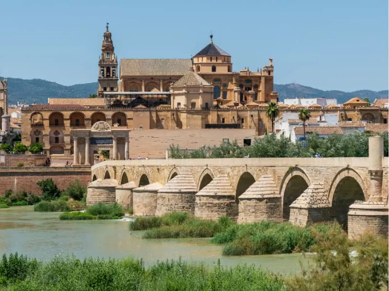 Vẻ đẹp cổ kính của Cordoba (ảnh sưu tầm)
