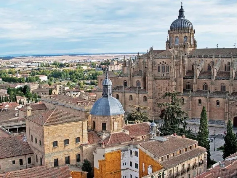 Du lịch Salamanca - Khám phá thành phố cổ kính Tây Ban Nha