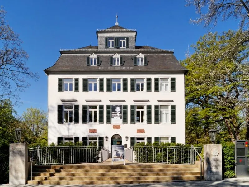 Lâu đài Holzhausen - Frankfurt Đức