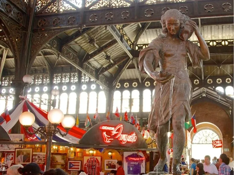 Trung tâm Mercado