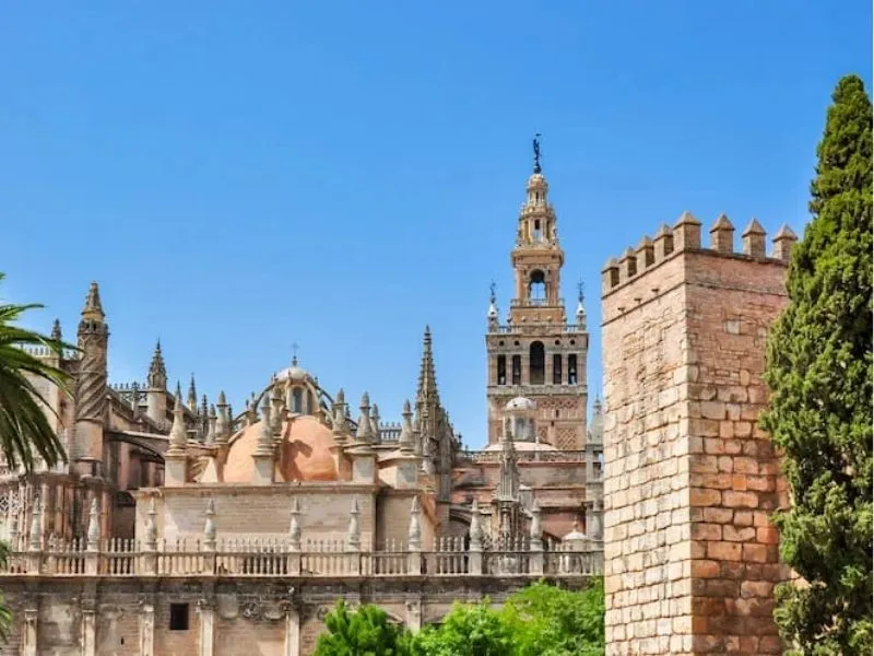 Nhà thờ Seville đồ sộ