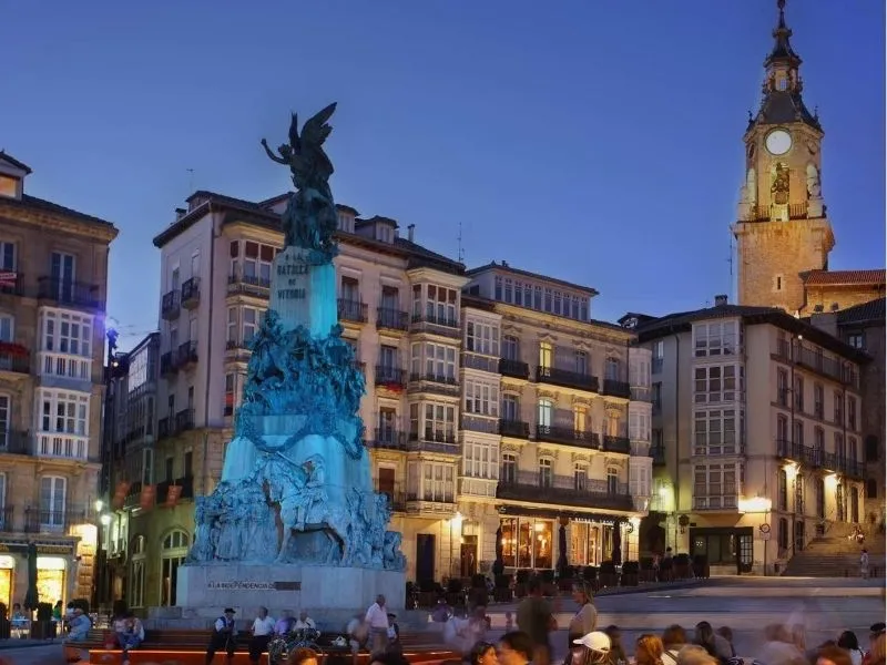 Thủ phủ Vitoria-Gasteiz