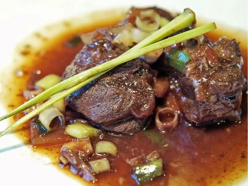 Món ăn Rabo de toro 