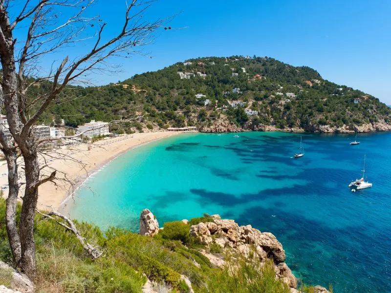 Ibiza Tây Ban Nha - Địa điểm du lịch không thể bỏ qua
