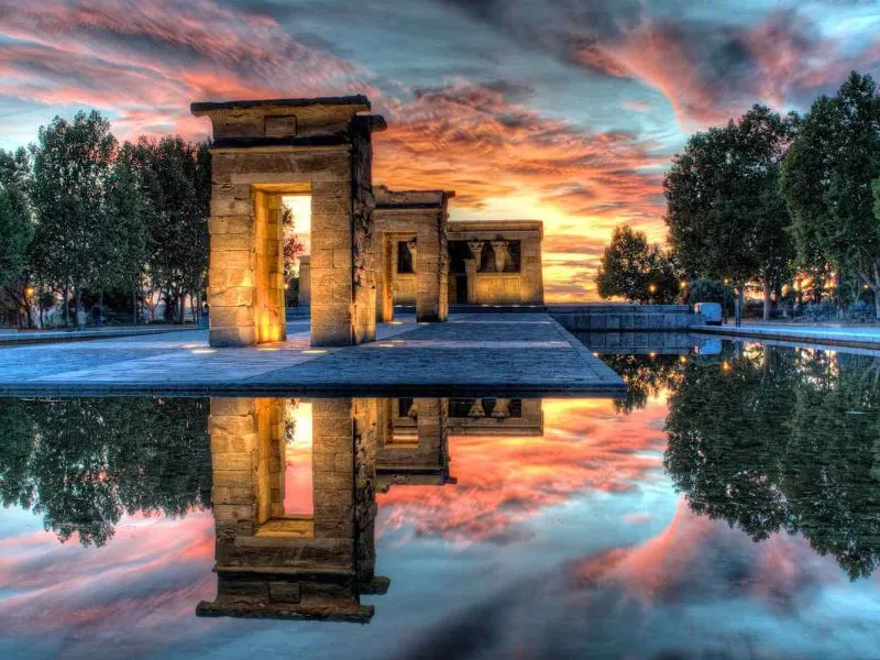Khám phá đền thờ Temple of Debod ở Madrid Tây Ban Nha