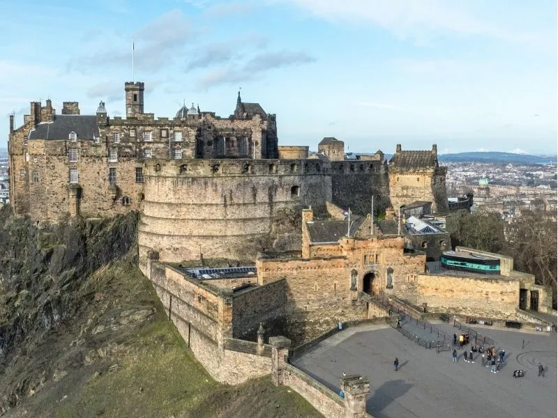 Thời điểm du lịch Edinburgh