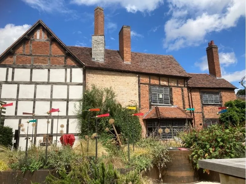 New place- Nơi ghi lại sự thành công của Shakespeare