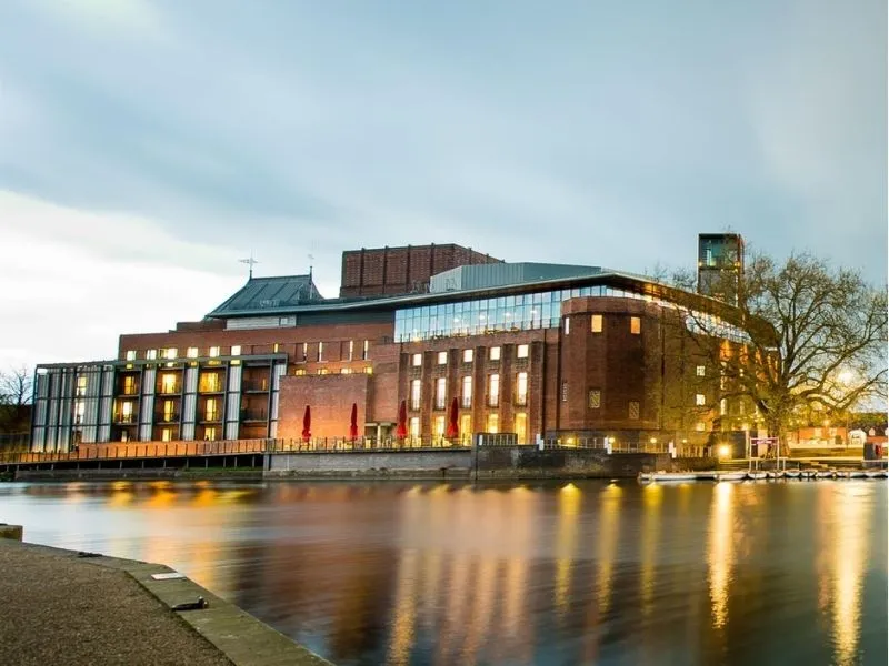 Nhà hát Royal Shakespeare Stratford Upon Avon