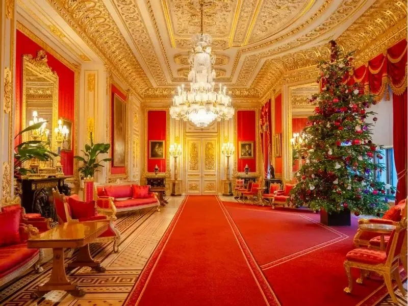 Phòng trưng bày bảo vật 