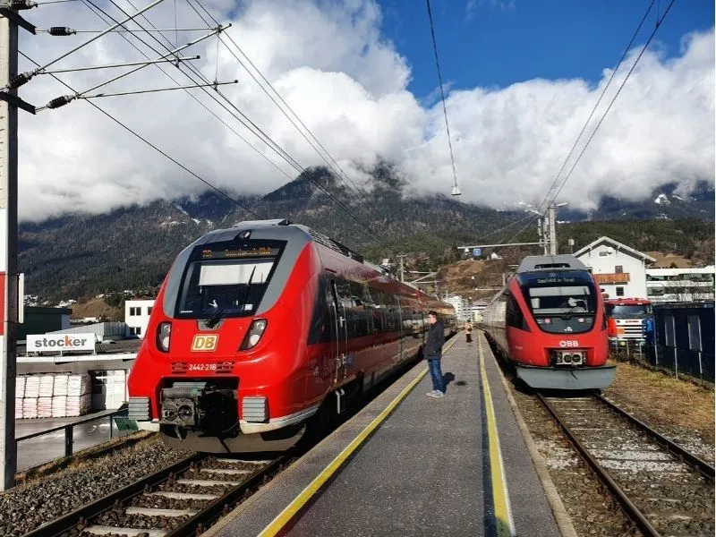 Phương tiện đến thủ phủ vùng Tyrol của Áo