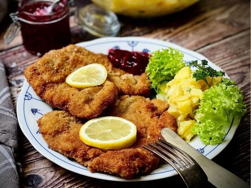 Wiener Schnitzel món đặc trưng Linz