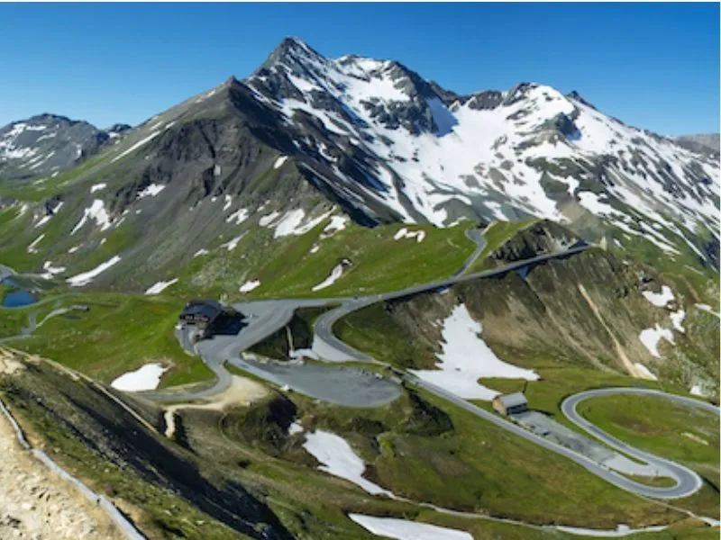 Edelweiss-Spitze  đỉnh cao nhất của cung đường Grossglockner Alpine