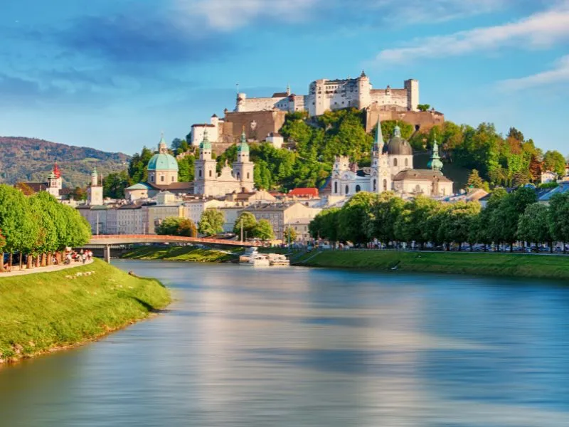 Pháo đài Hohensalzburg - biểu tượng huyển thoại của Salzburg