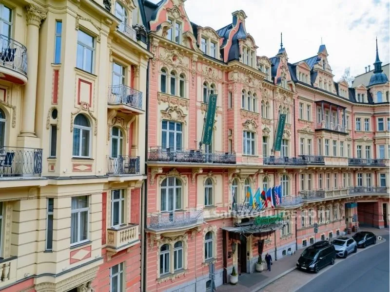 Carlsbad Plaza Medical Spa & Wellness Hotel tại Karlovy Vary