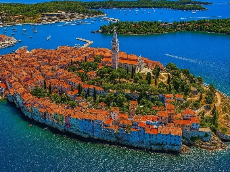 Rovinj Croatia - Thị trấn cổ tích đẹp nhất bờ biển Adriatic