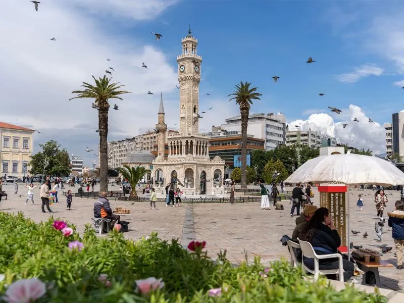 Izmir là thành phố cảng sôi động lớn thứ hai của tour Thổ Nhĩ Kỳ