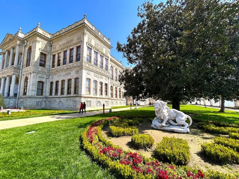 Cách di chuyển từ trung tâm Istanbul đến cung điện Dolmabahce