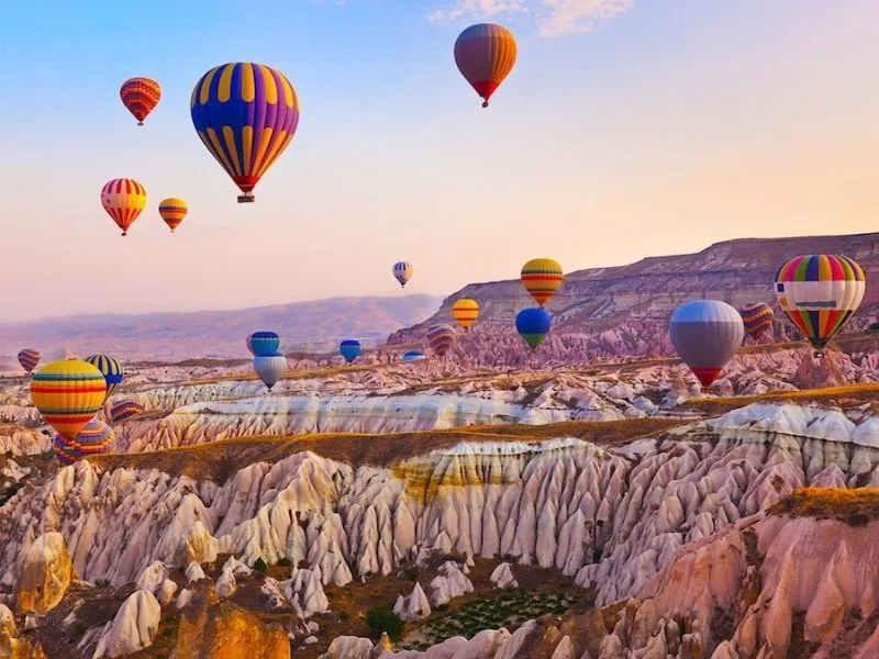 Cappadocia - Xứ sở khinh khí cầu huyền thoại ở Thổ Nhĩ Kỳ