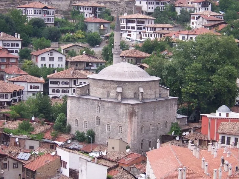 Khu phức hợp Köprülü Mehmet Paşa Külliyesi