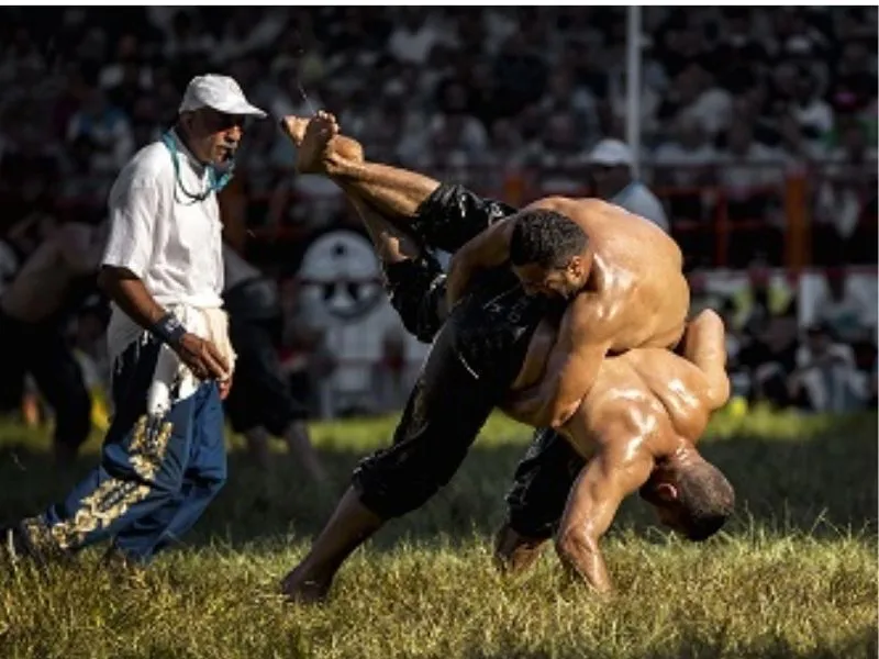 Giải đấu Vật Dầu (Kırkpınar) 