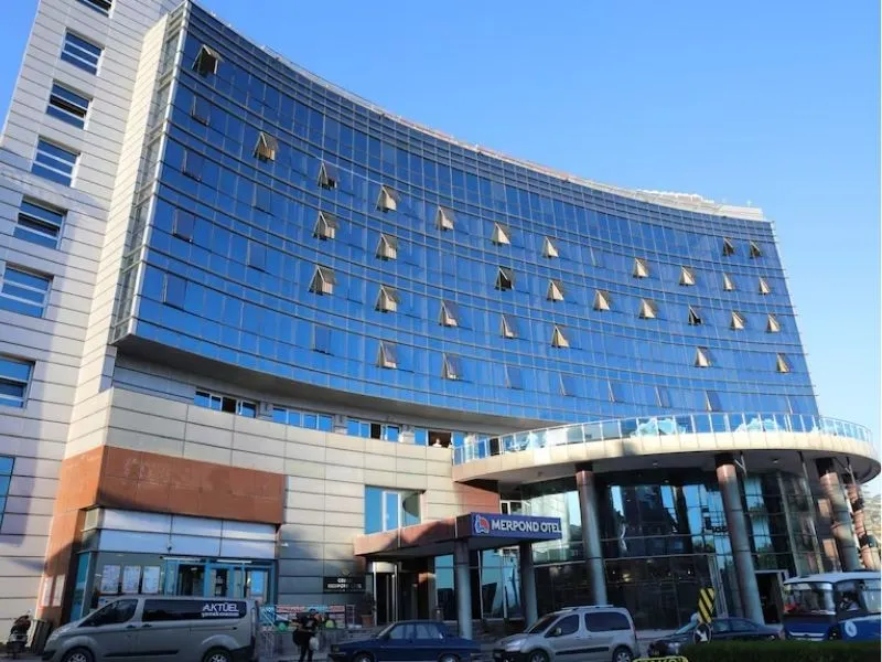 Grand Merpond Otel tại Corum