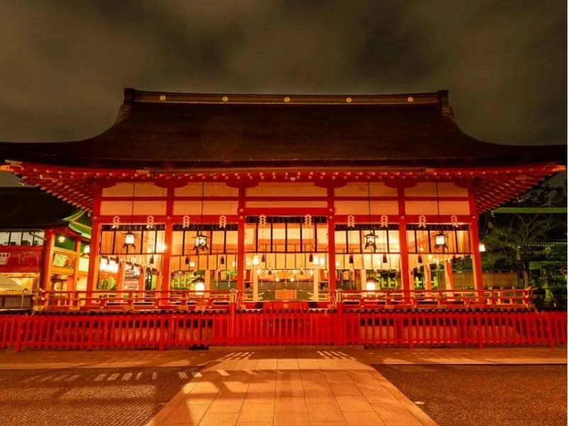 Gehaiden, ngoại điện nhà thờ Fushimi Inari Taisha