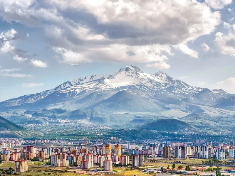 Kayseri mang trong mình bề dày lịch sử trải dài hơn một thiên niên kỷ