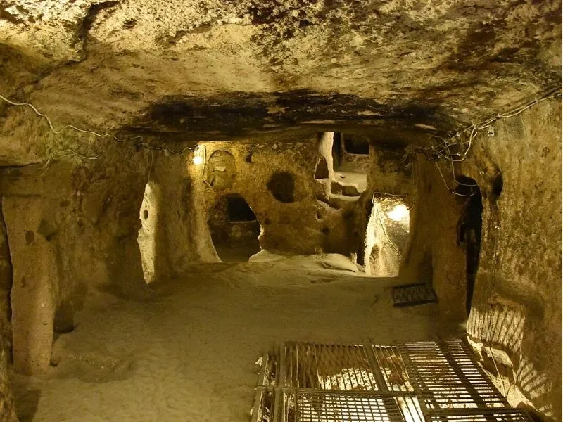 Di chuyển đến Kaymakli